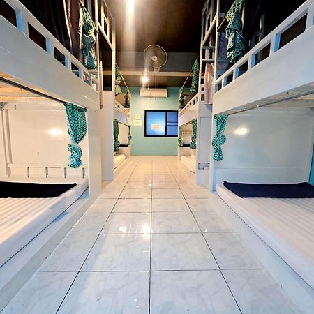 Me U Hostel Chiang Mai Zewnętrze zdjęcie