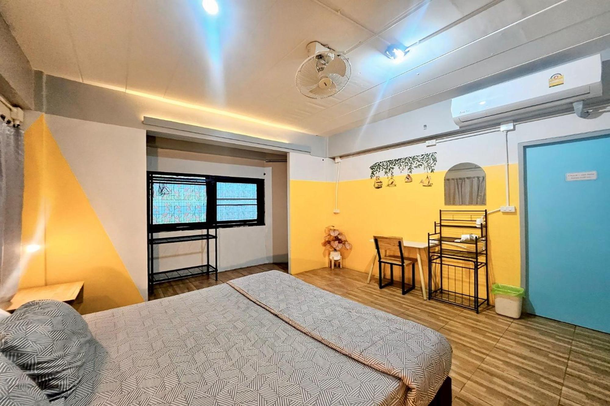 Me U Hostel Chiang Mai Zewnętrze zdjęcie