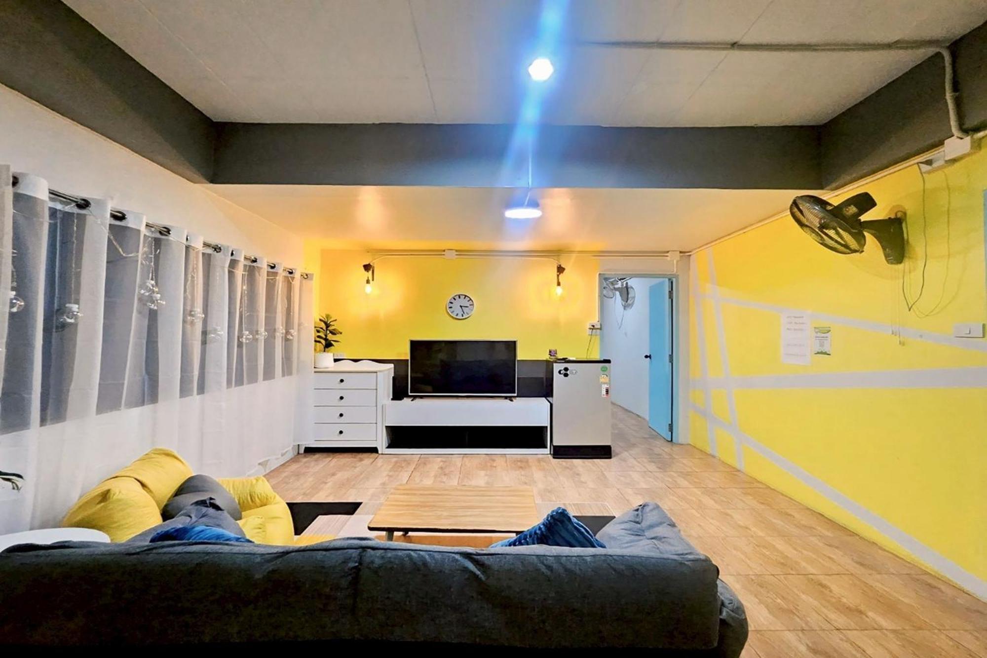 Me U Hostel Chiang Mai Zewnętrze zdjęcie