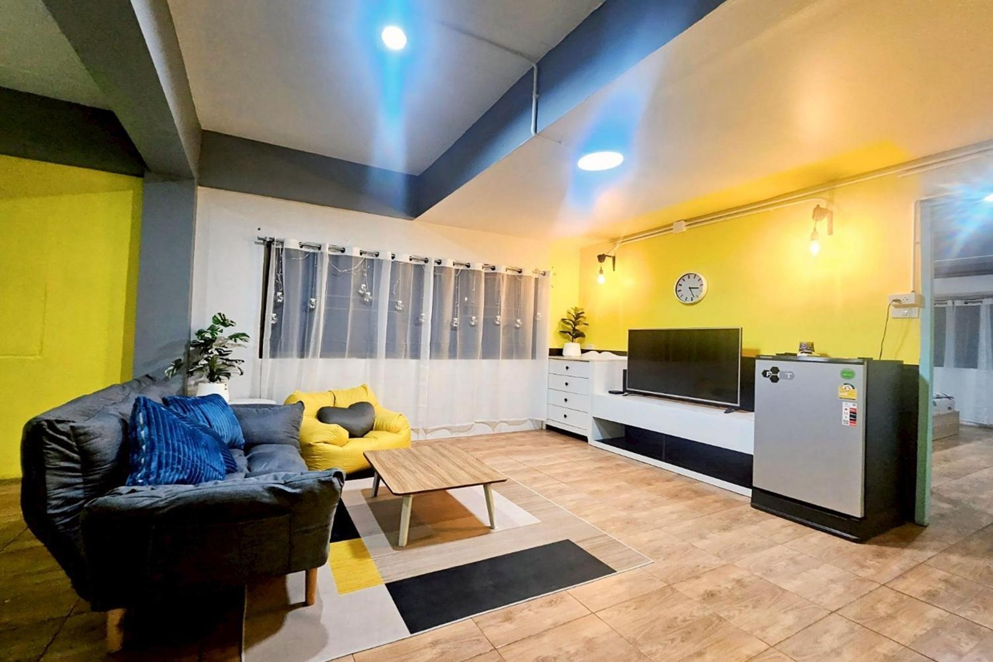 Me U Hostel Chiang Mai Zewnętrze zdjęcie