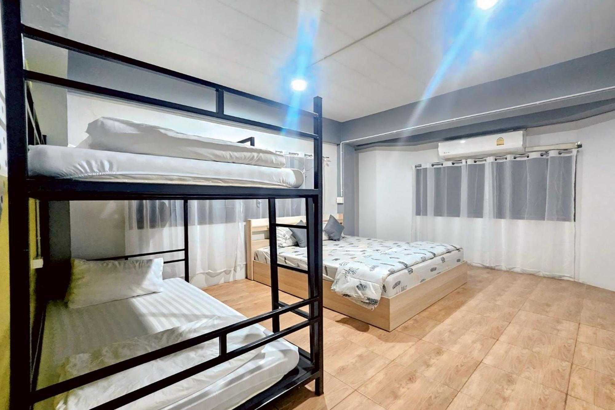 Me U Hostel Chiang Mai Zewnętrze zdjęcie